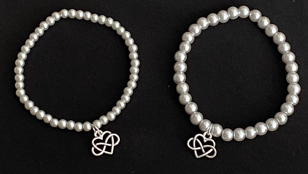 Soulmate Stackable Bracelet - Glass Pearl Bead Strechy Band