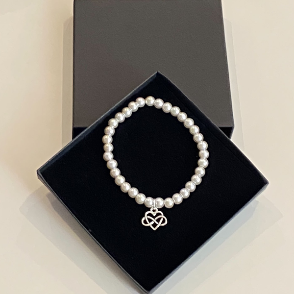 Soulmate Stackable Bracelet - Glass Pearl Bead Strechy Band